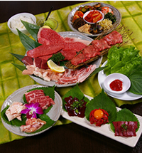 炭火焼肉　牛閣